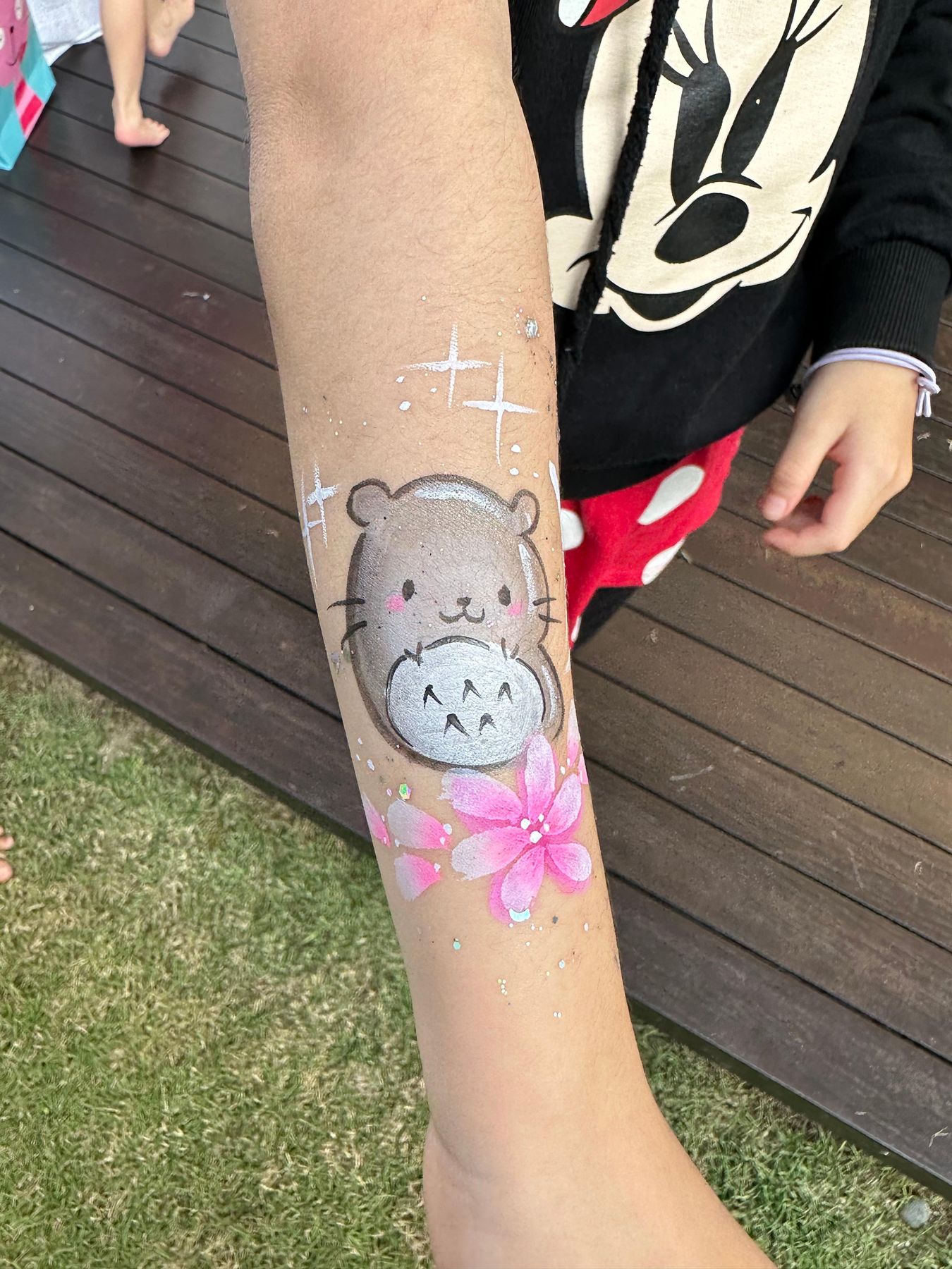 Face painting on an arm