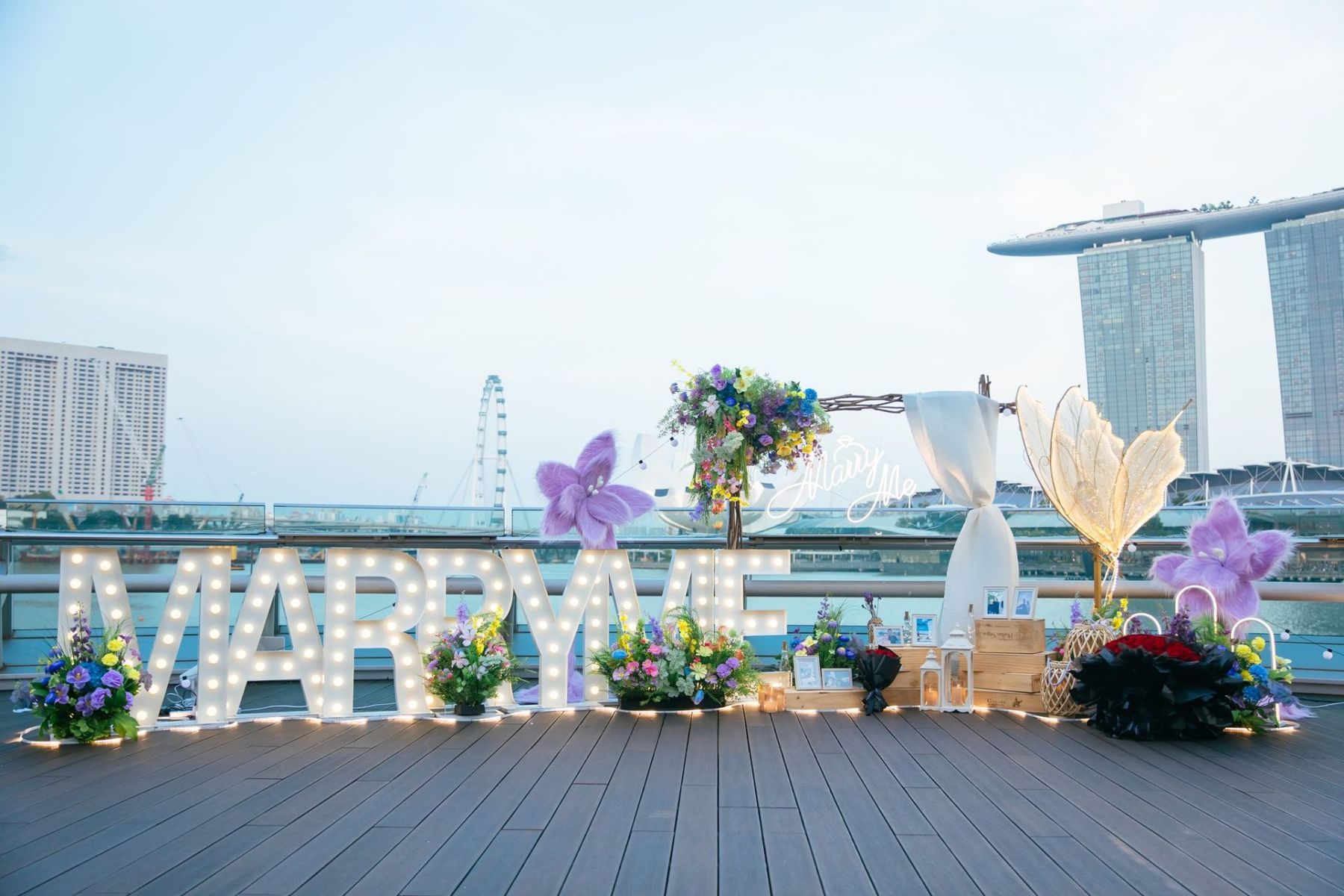 Marry Me setup on the MONTI deck by Marina Bay