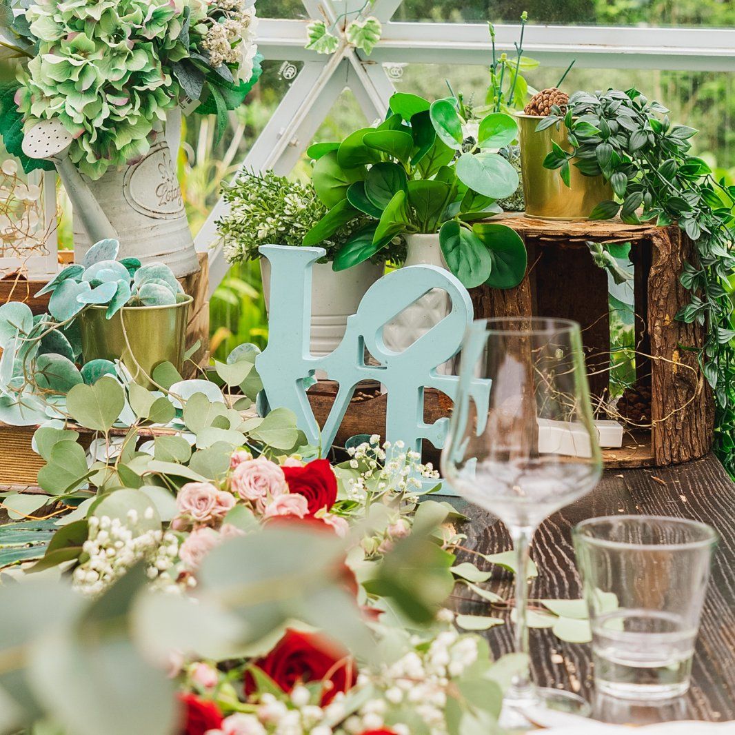 Floral table styling inside a dome